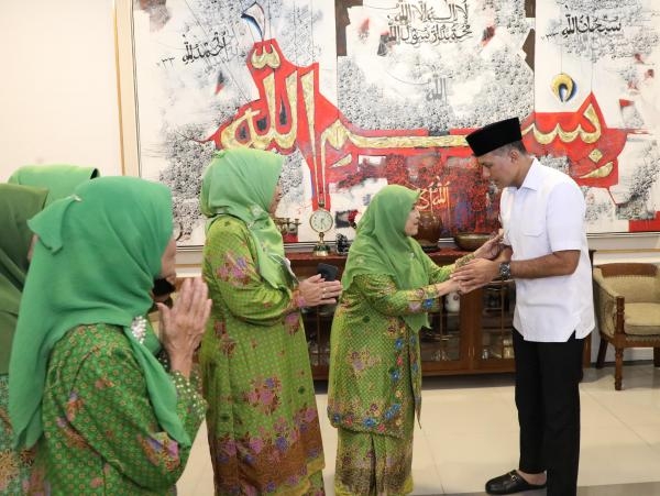 Wagub Ijeck Ikuti Rapat Persiapan Konferwil Muslimat NU Sumut